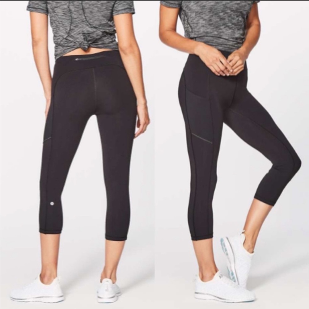 Lululemon 'Speed Up Crop'